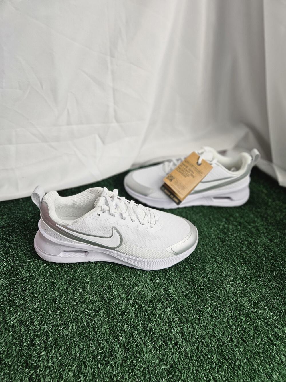 Nike Air Max Nuaxis White Platinum HF1233-101 Women's Size 9 Running Shoes